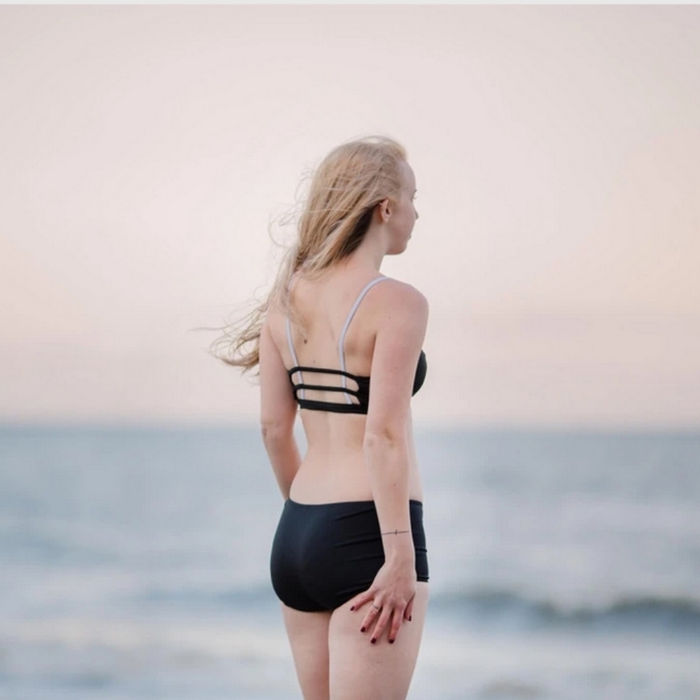 Nettle's Tale Kaycee swimsuit bikini bottom, black